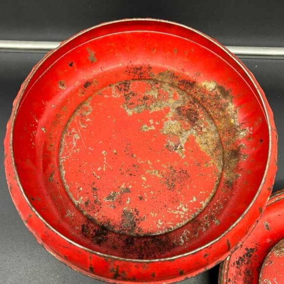 Vintage 1930's 1940's Red 3 Piece Metal Sewing Box - Picture 6 of 8